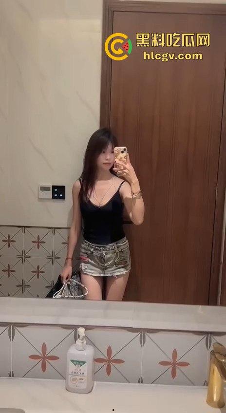 瓜友爆料炮友【李雪】御姐风!长腿平底鞋撩人,天生炮架子扛起来框框猛操!-2