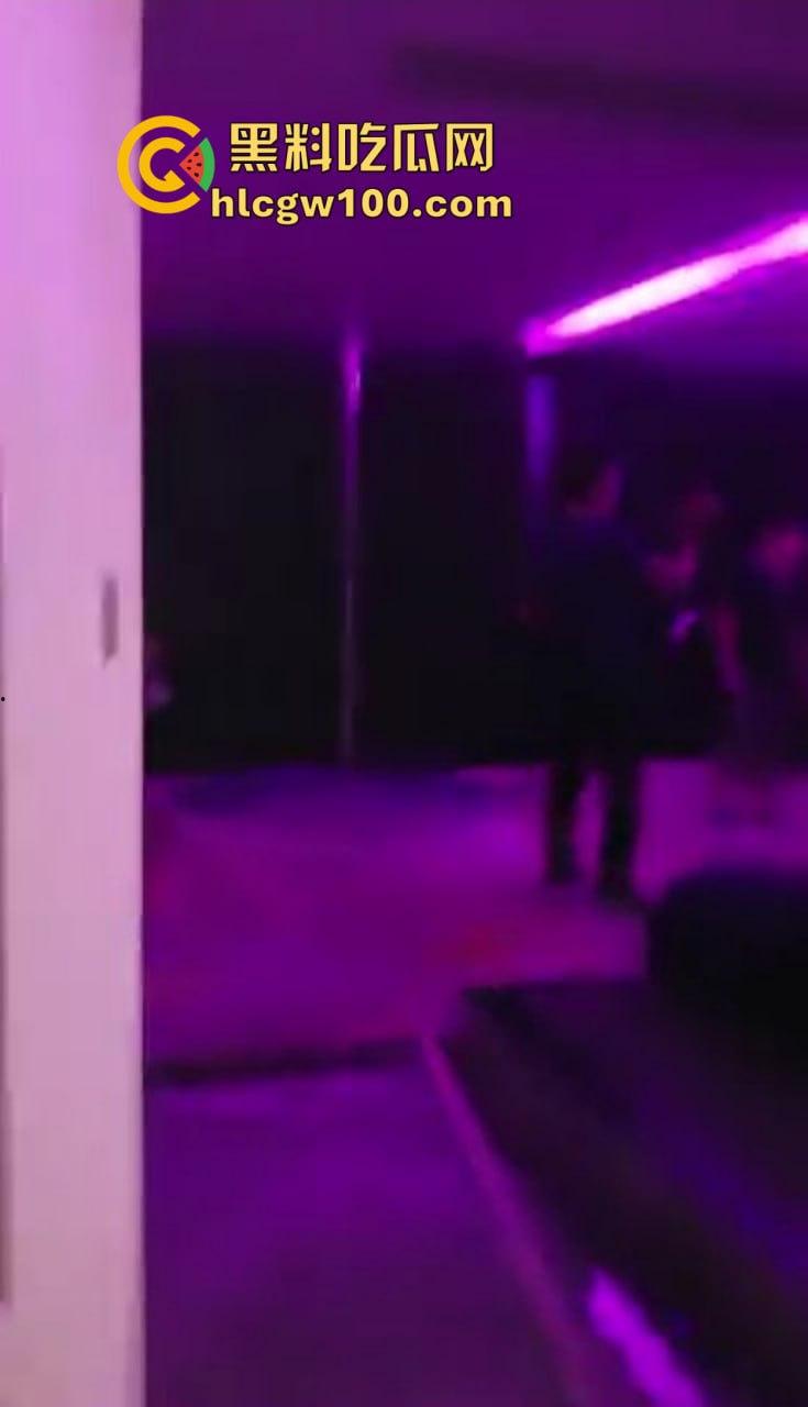 年底了群友嫖娼落网,狗又出来抓业绩,嫖个娼都成天条,这年头连你情我愿都得出事,兄弟们真是要小心了!-3