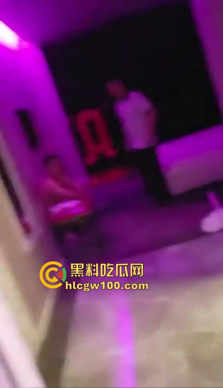 年底了群友嫖娼落网,狗又出来抓业绩,嫖个娼都成天条,这年头连你情我愿都得出事,兄弟们真是要小心了!-5