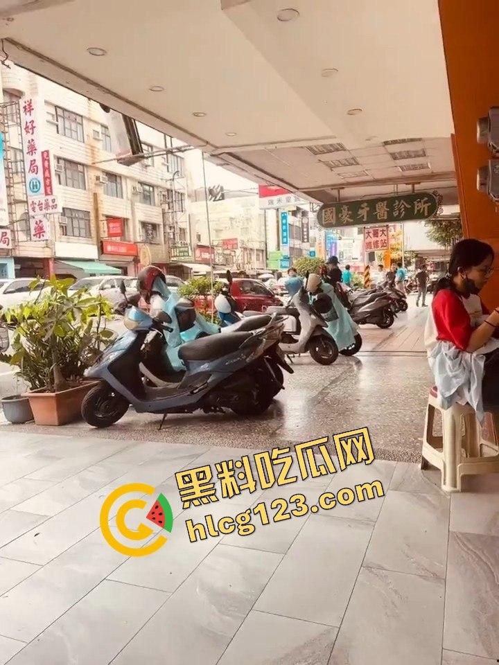 台湾坦克之王出动!胸大如篮球甩起来能砸晕人,瓜友有知道这是什么码的吗?-7