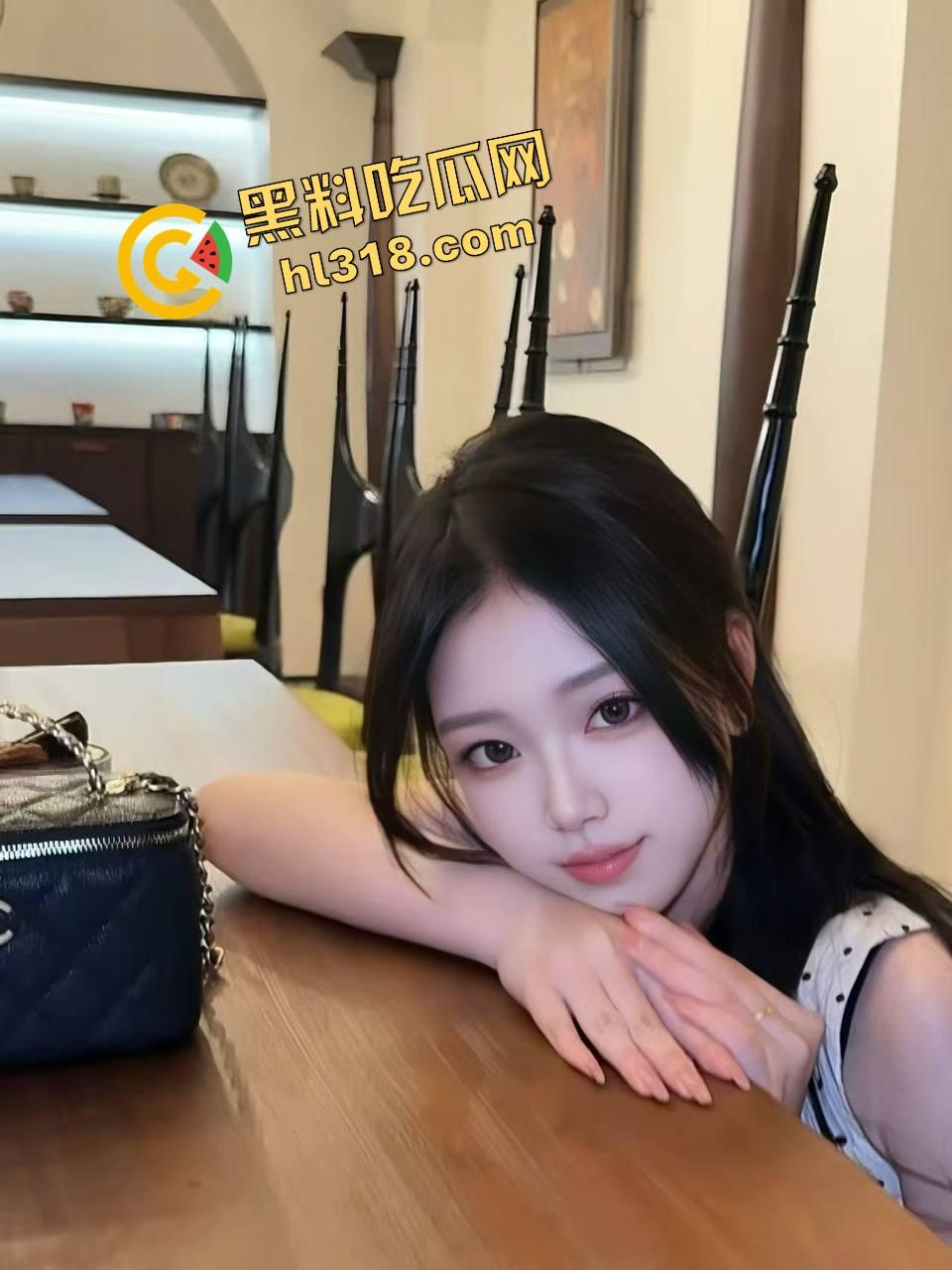 小鬼子财阀泳池淫趴曝光，巨乳尤物泡在泡泡池里，被富豪轮流后入爆操，水声浪叫混成一首交响曲！-3