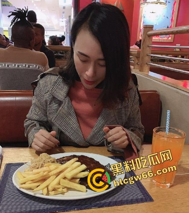 黑丝高跟鞋少妇【钱娜】足交夹鸡巴口爆吞精,全身上下都是用来爽的肉,全程欠干欠射!-1