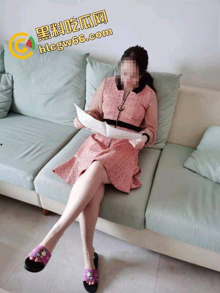 黑丝高跟鞋少妇【钱娜】足交夹鸡巴口爆吞精,全身上下都是用来爽的肉,全程欠干欠射!-2