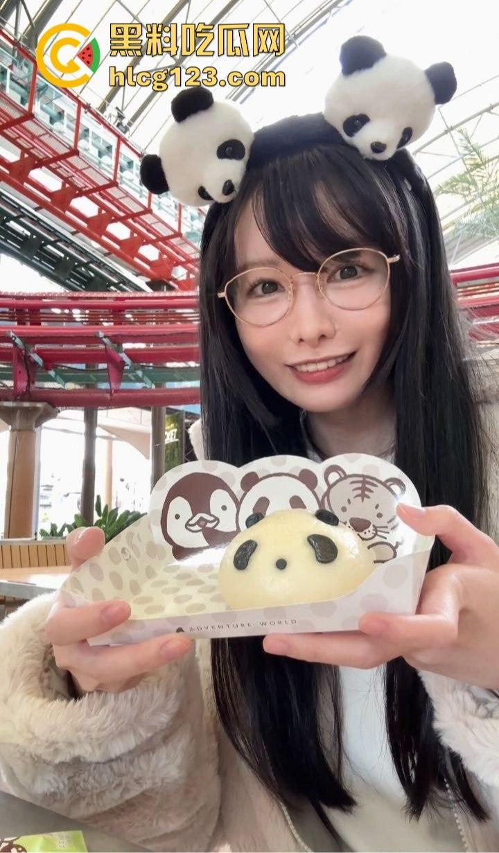 极品日本妹子白天看熊猫,晚上寂寞拿19CM狼牙棒狂放松!塞进小穴痛苦面具都出来了!-7