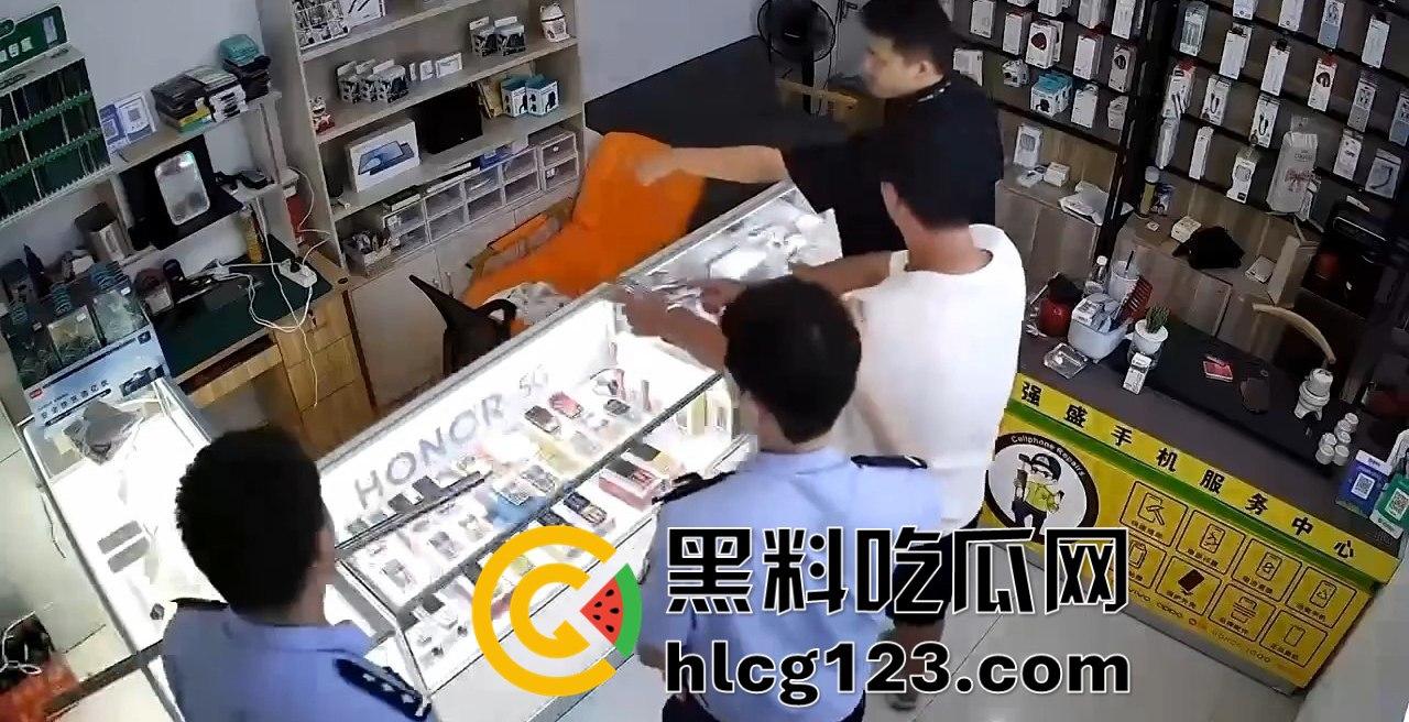 东阳三小伙暴力砸门偷手机,骑共享单车逃跑,结果第二天喜提14天免费饭!-3