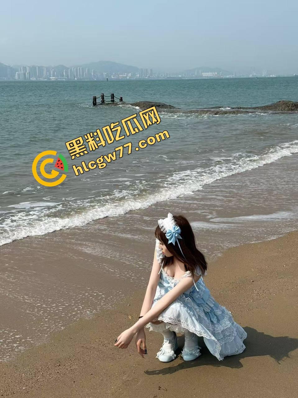 贵州厂妹【齐雨姗】20岁极品身材反差婊 大奶翘臀肌肤白嫩 被金主爸爸各种调教 性爱私拍流出！-5