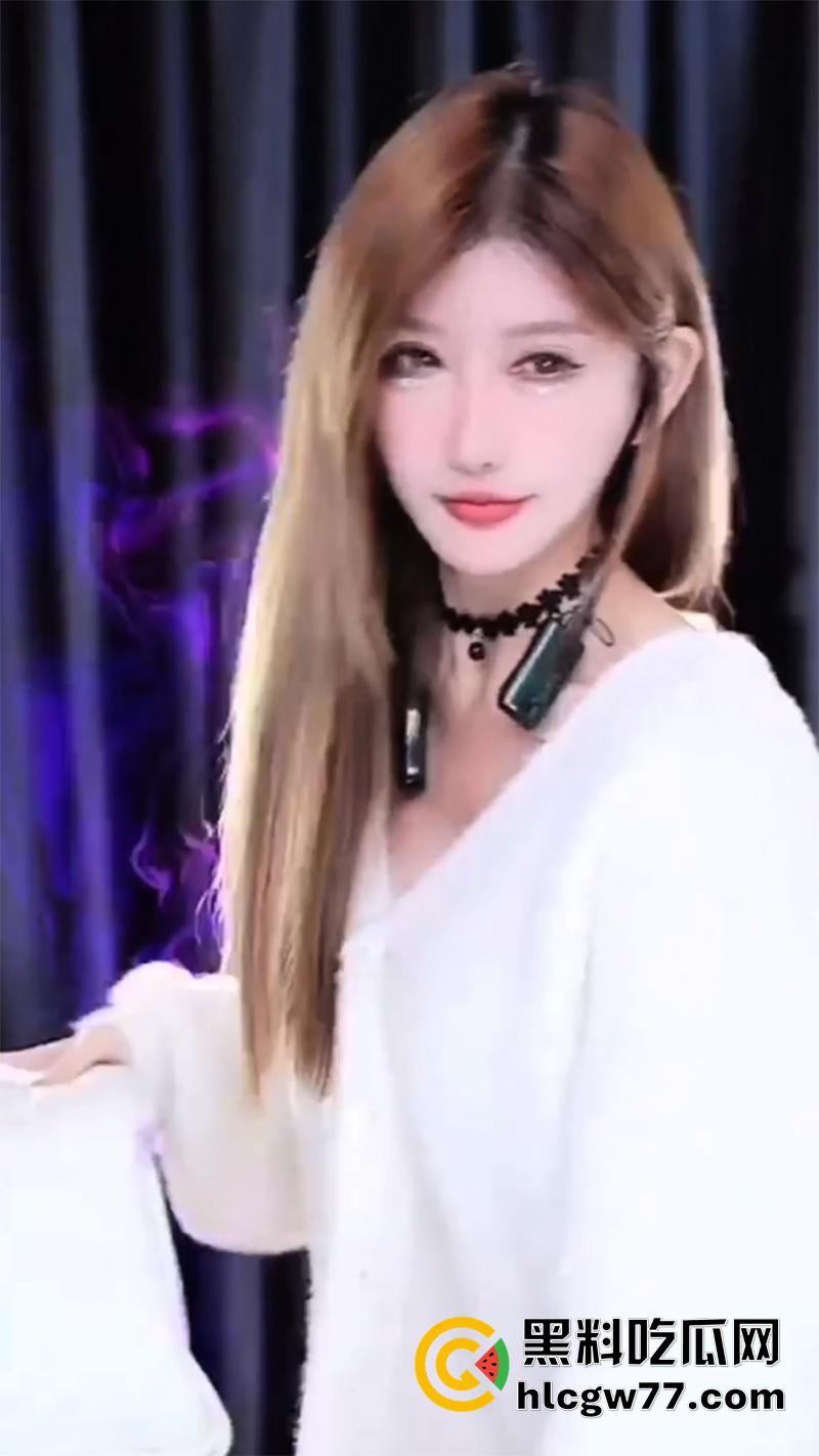 抖音尤物女神【变态兔】,魔鬼身材尽显妖娆风骚,火辣热舞性感诱人,万元定制福利视频流出!-4