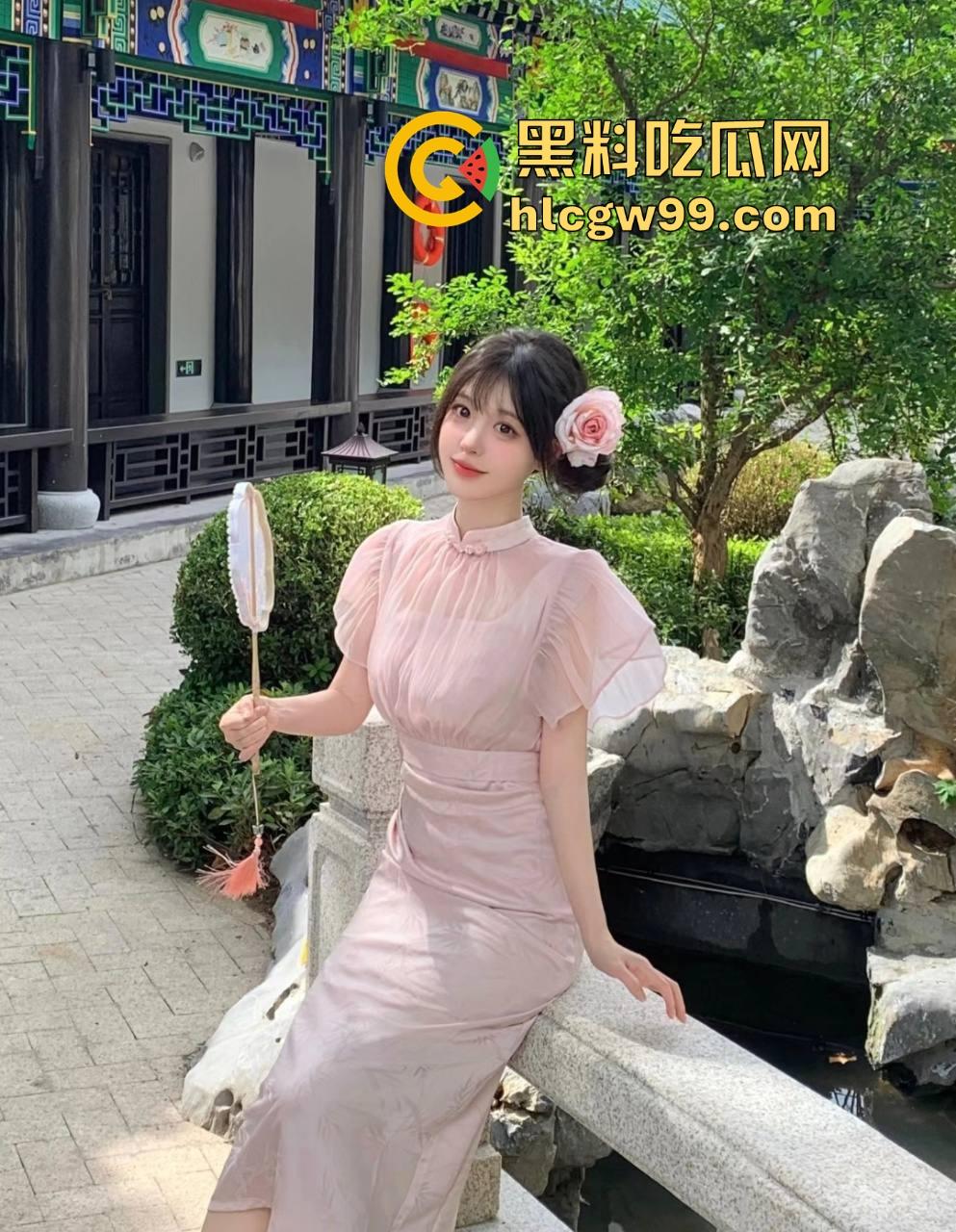 大学生寒假异地久别重逢,见面就开干,满房都是爱液和喘息,从床干到地,抱着不撒手猛猛干久别胜新婚!-4