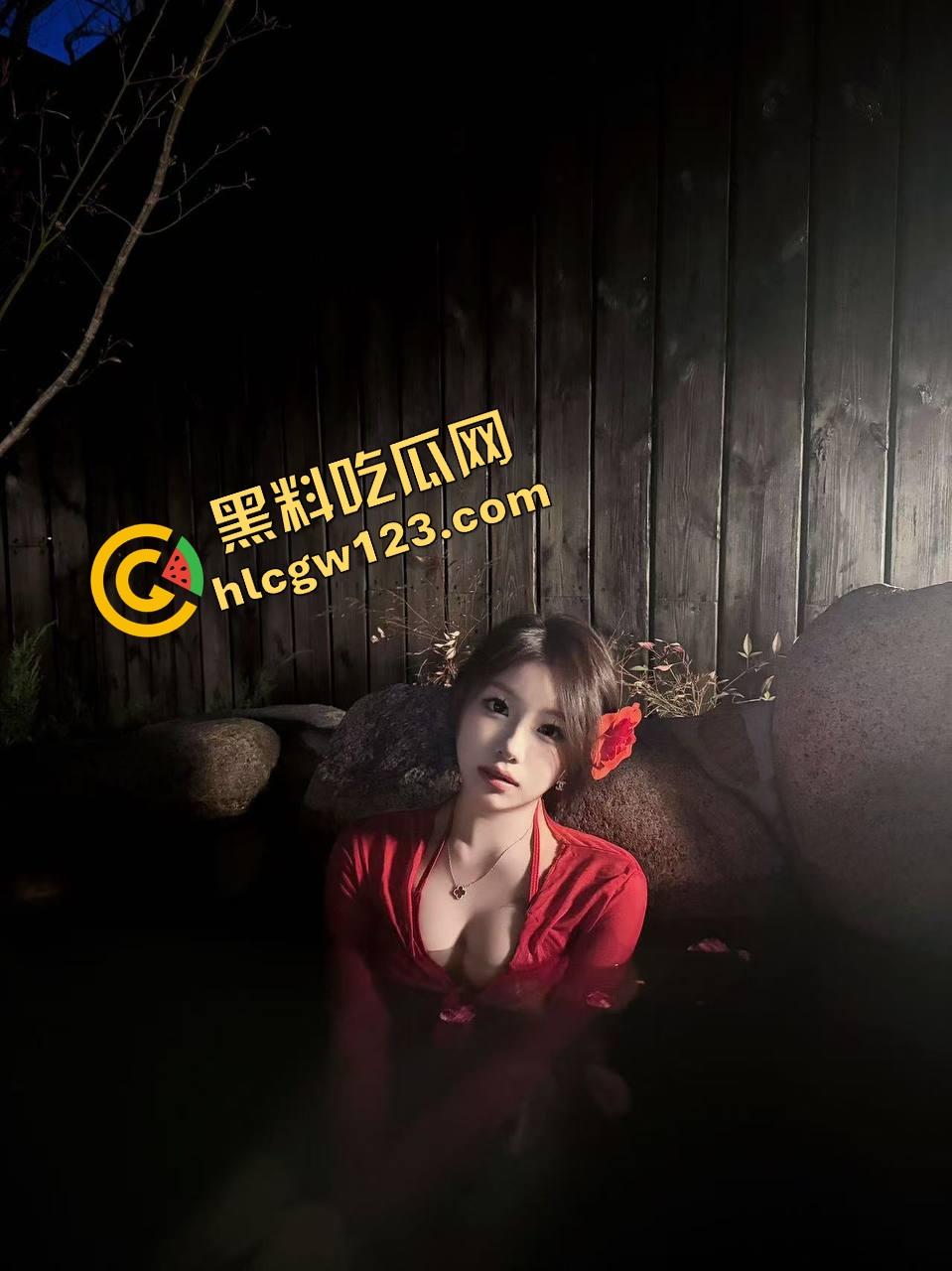 科技助淫!苹果AR眼镜真能操回忆,粉丝投稿我戴着它看自己当年怎么爆操前女友,射完还原地起立鼓掌!-6