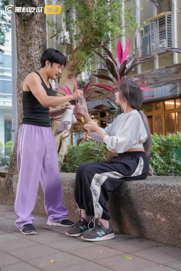 黑料吃瓜网出品-《江南第一小屌童锦程798&吴柳芳之花小龙&王老师爱情故事》第五集!-5