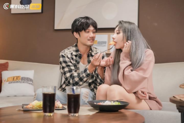 黑料吃瓜网出品-《江南第一小屌童锦程798&吴柳芳之花小龙&王老师爱情故事》第五集!-7