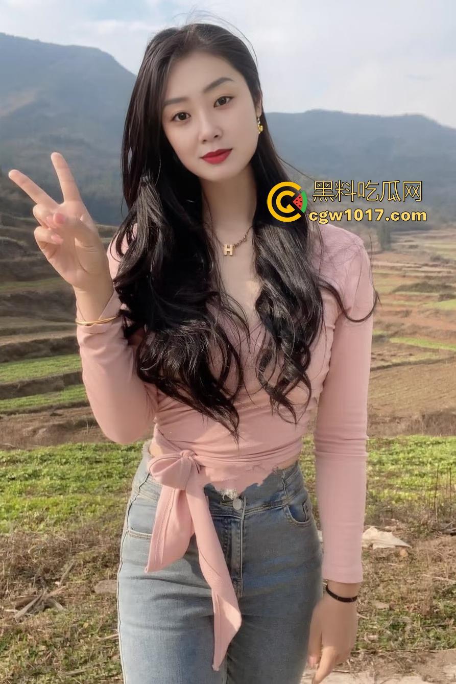 骚货人妻背夫偷情找刺激,帮情人撸管迟迟不射,事后才知道有射精障碍,至少比阳痿好一点,还是硬的!-5