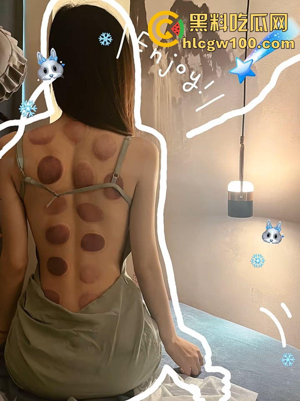 石家庄医科大学母狗姐妹花拔完火罐带男友玩4P大战 黑丝女仆求爸爸狠狠爆操 屁股拍到通红奶子晃得像乳牛!-2