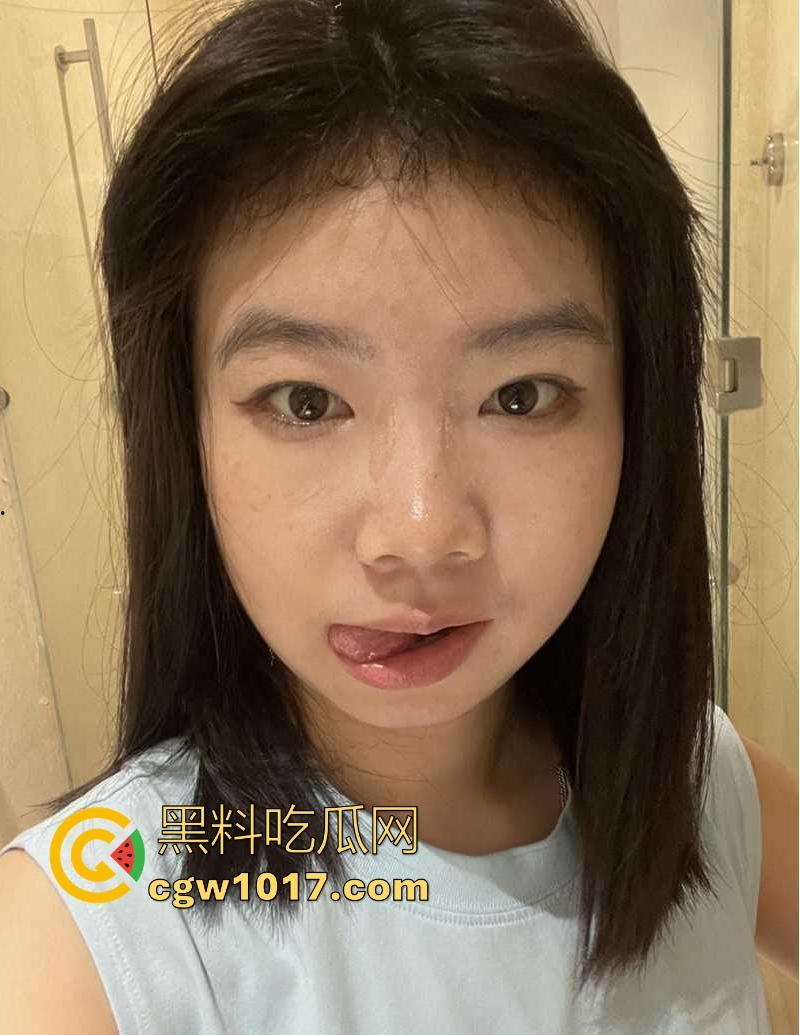 深圳职业学院大二极品学妹【李丽】骚浪小母狗露脸挨操调教, 无套猛操、跳蛋狂虐、口交吞精骚到骨子里的淫荡小骚逼!-1