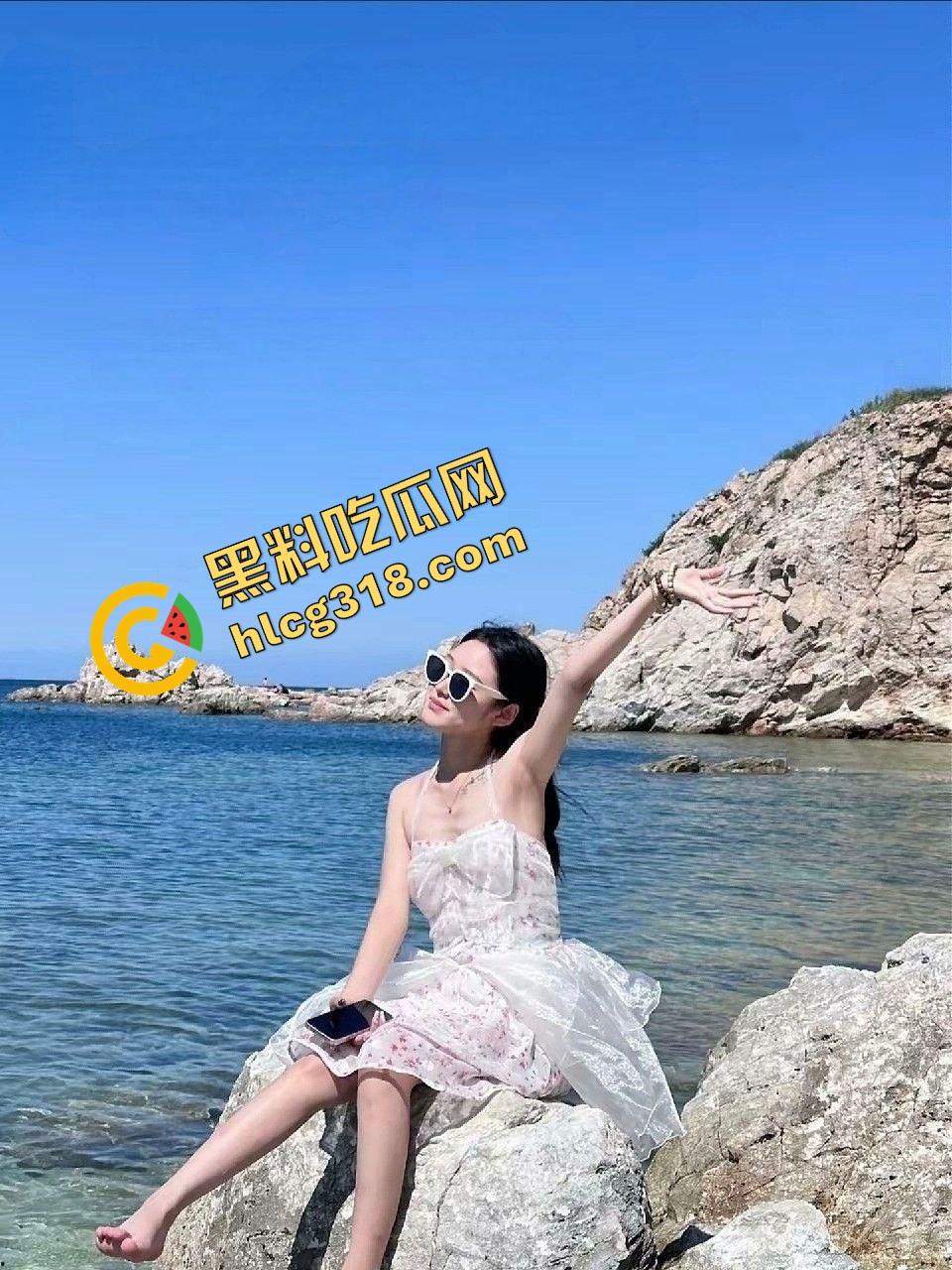 婚后六年操老婆操成亲情,隔壁浪叫勾人,逼肿喷汁操翻天还贪万人干,幻想邻居大屌内射骚货老婆!-1