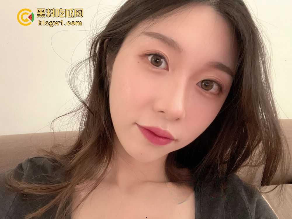 邯郸气质女神伴娘【陈紫萱】啪啪视频流出!高冷女王私下骚得不行,随便点钱都能拿下操!-5