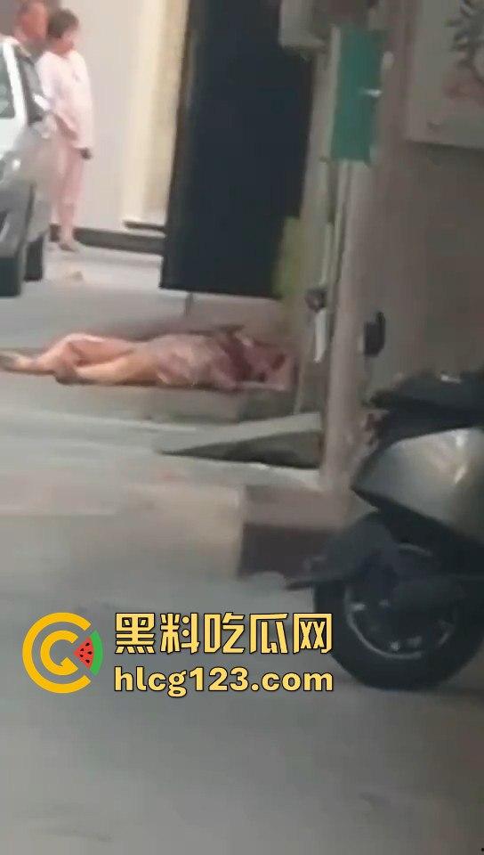 汕头体校外卖小哥爆猛料!老校区附近竟然发生灭门惨案,男子手起刀落,连老婆女儿都不放过!-8