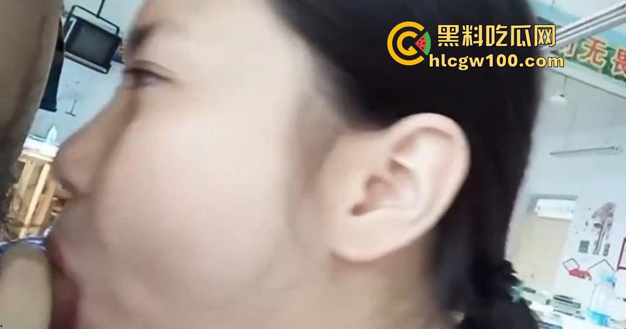 教室里的DO爱曝光震撼来袭！课桌变大床黑板变背景姿势花样百出，年轻人玩的就是课桌上的快感，谁还要大床房？-16