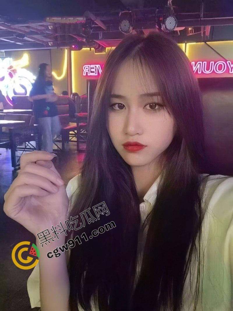 江西婺源长腿骚货【朱亚慧】私密视频曝光:火辣身材巨乳晃荡,被男友粗暴爆操,颜射满脸,蜜穴汁水横流,淫荡爆表-4