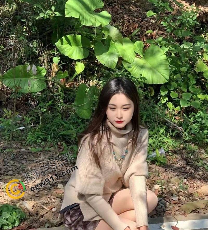 广州海珠外语学院骚货【王钰铭】约炮视频流出,性感翘臀,嫩乳乱颤,淫叫不断,全程激情四射!-1