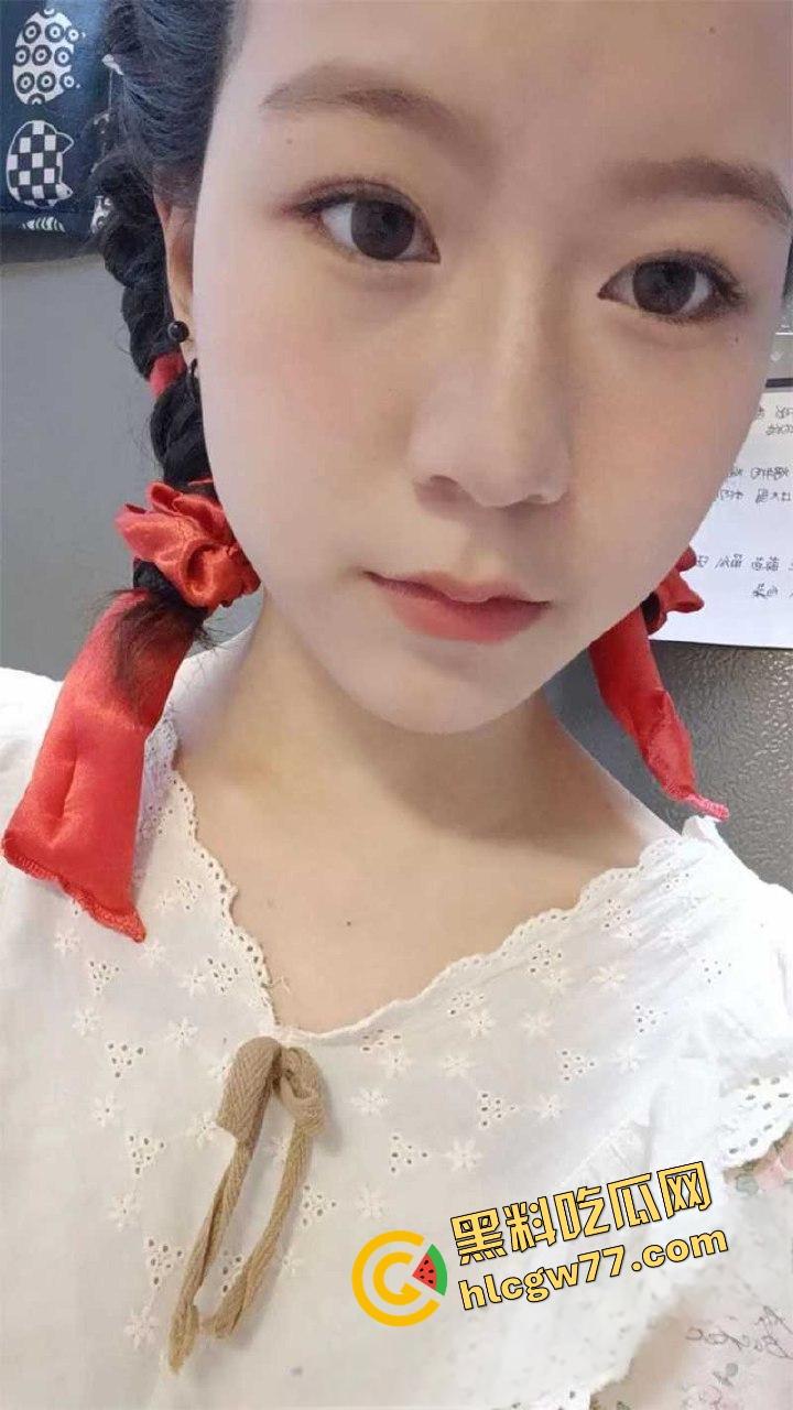 上海艺术设计学院的校花【夏宸玥】实锤拜金狗,富二代酒店蹂躏调教,宿舍自拍插棒成全校精盆公交车!-4