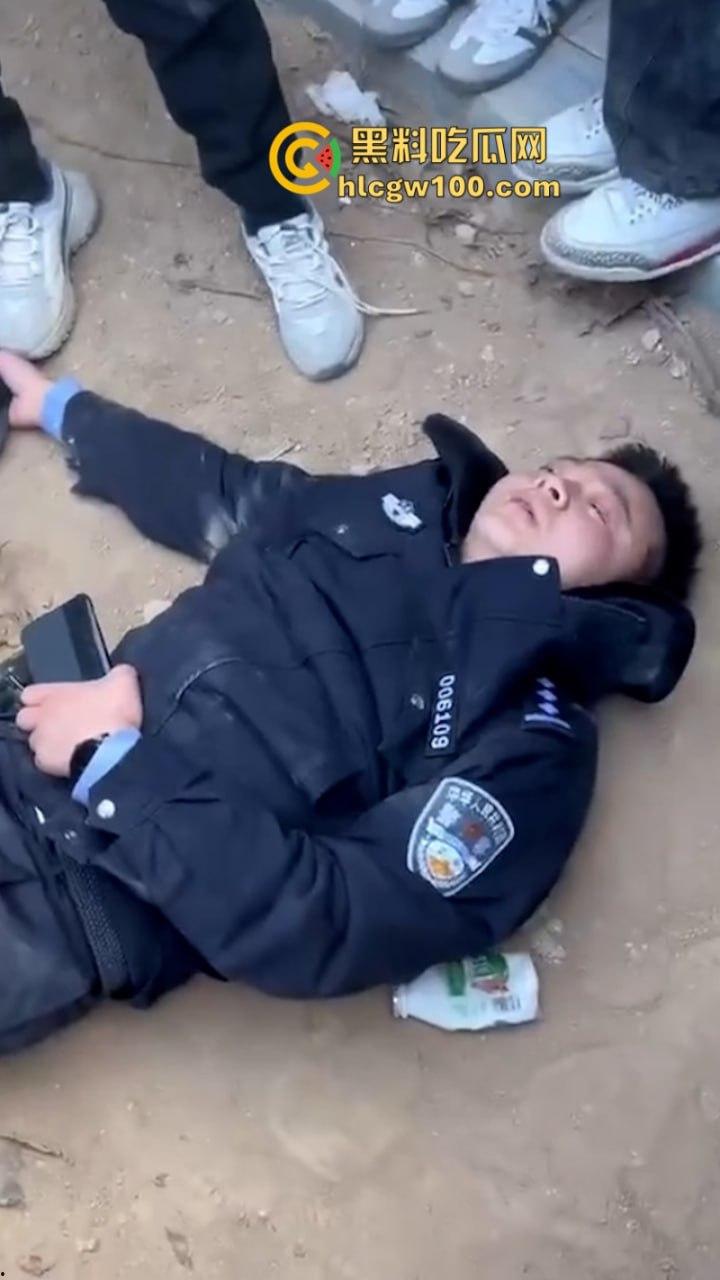 爆料越少事越大!蒲城职高警民大混战 十万民众为坠亡学生发声 当地被迫实行全城戒严管控 母亲含泪妥协!-7