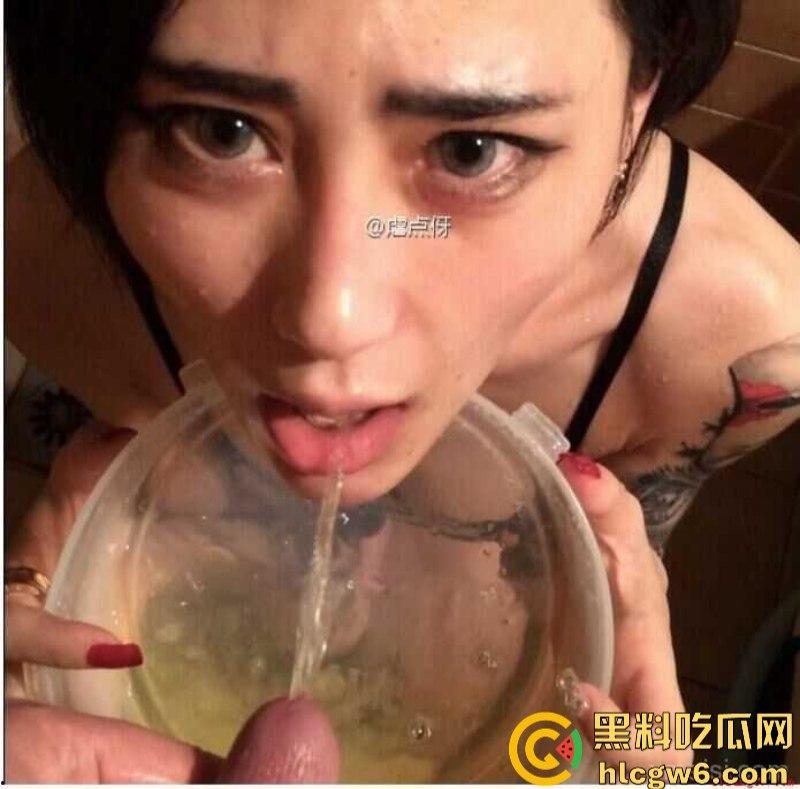 北京富婆贱母狗【汪丽颖】疾迷sm调教 激情邀请男人上门调教 主动舔脚操屁眼 聊天记录超骚!-12