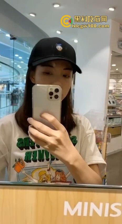 河南驻马店医院反差小护士【吴新园】分手后被渣男爆出性爱视频,看着是又骚又纯洁。-7