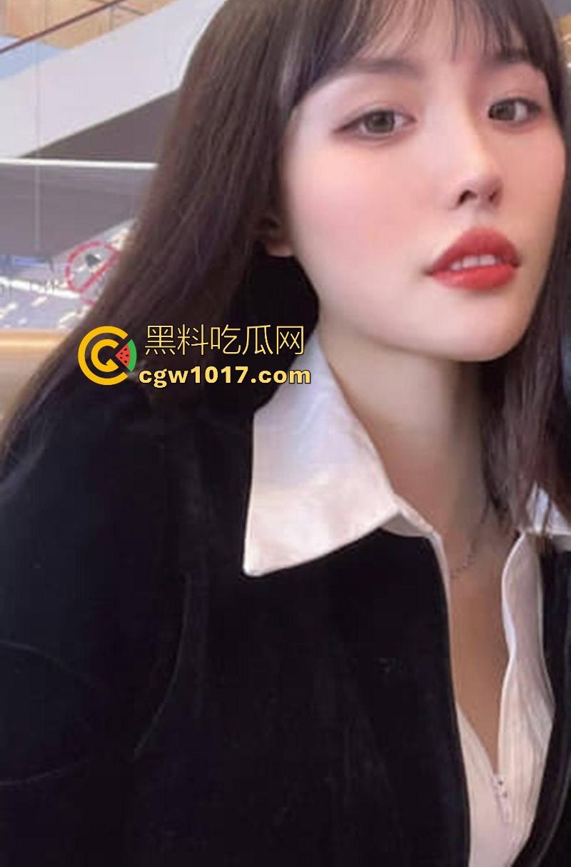 杭州师范大学【李沐英】性爱视频流出，高颜值女神被男友无套爆操，女上骑乘后入猛干淫叫连连！-7