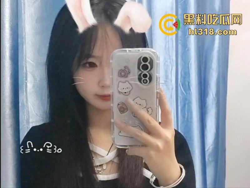 武汉工业大学骚学妹【李然然】不雅视频流出,清纯少女完美露脸口爆,白嫩娇躯被狂暴猛插,淫荡无比!-2