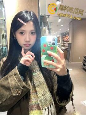 河北东方学院清纯学姐【刘悦】,粉嫩酮体开裆黑丝,口交吞精娴熟,女上位骑乘榨精,让人欲罢不能 !-4