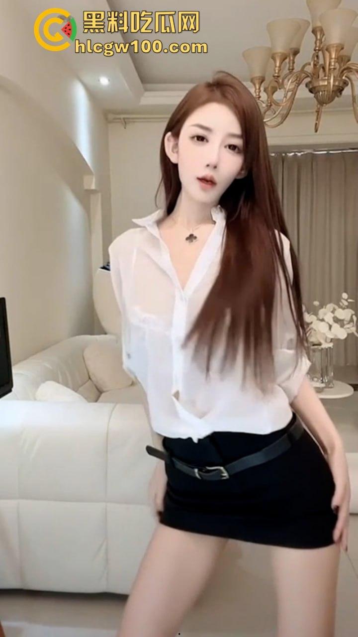 快手女主播【孙妮】近50万的色狼粉丝 应求更新性感热舞 金主定制版!-5