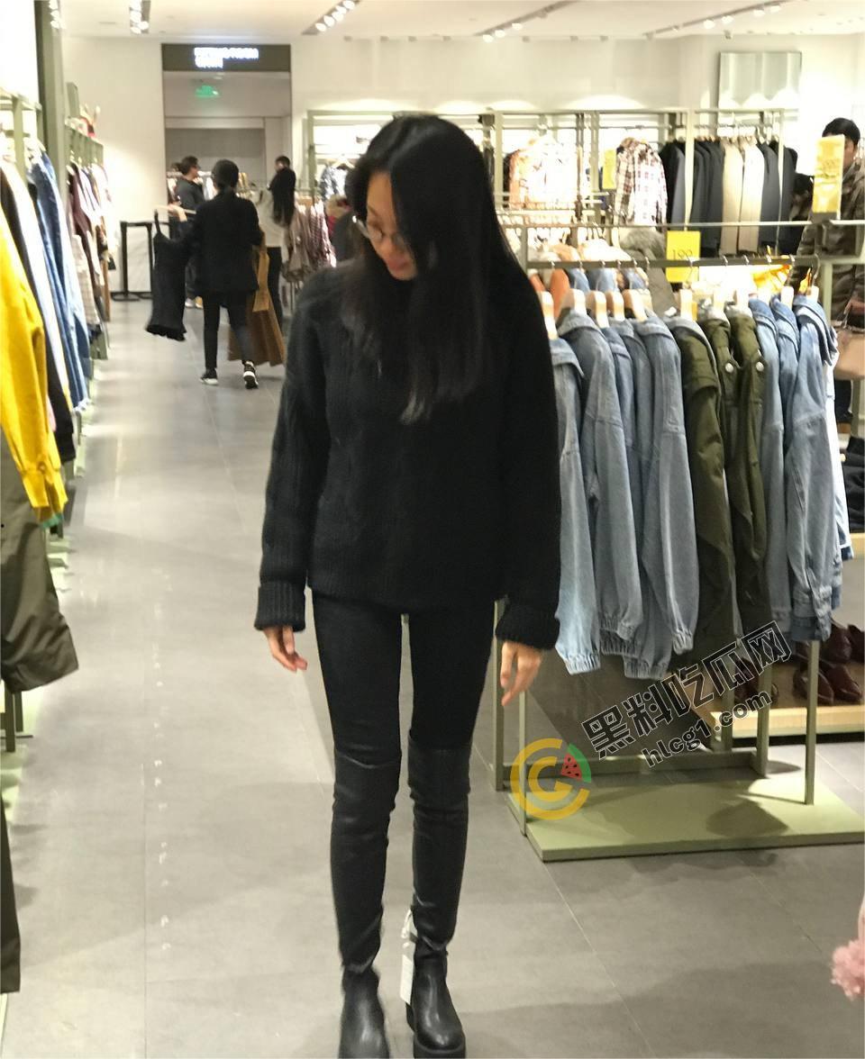 反差婊母狗吴新园曝光!职业护士化身骚母狗JK,绿帽老公泄密视频全网疯传!-7