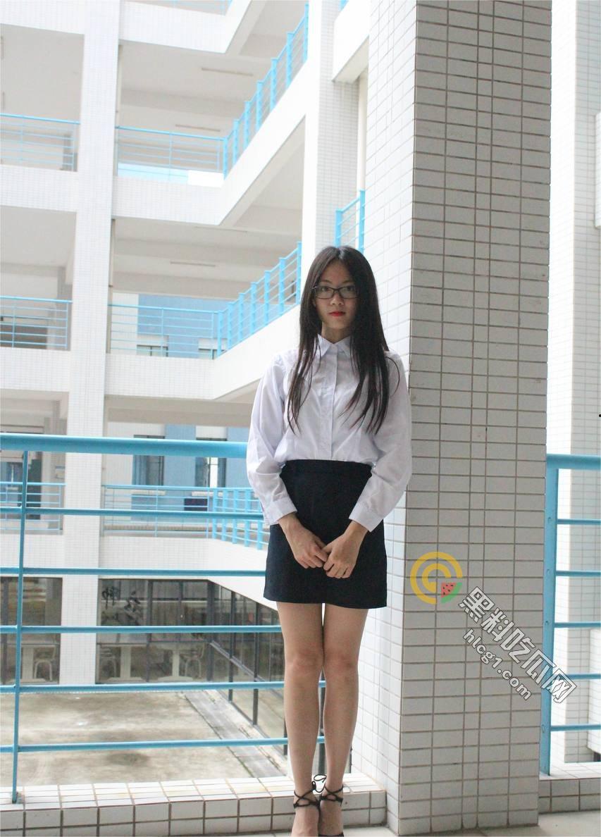 反差婊母狗吴新园曝光!职业护士化身骚母狗JK,绿帽老公泄密视频全网疯传!-8