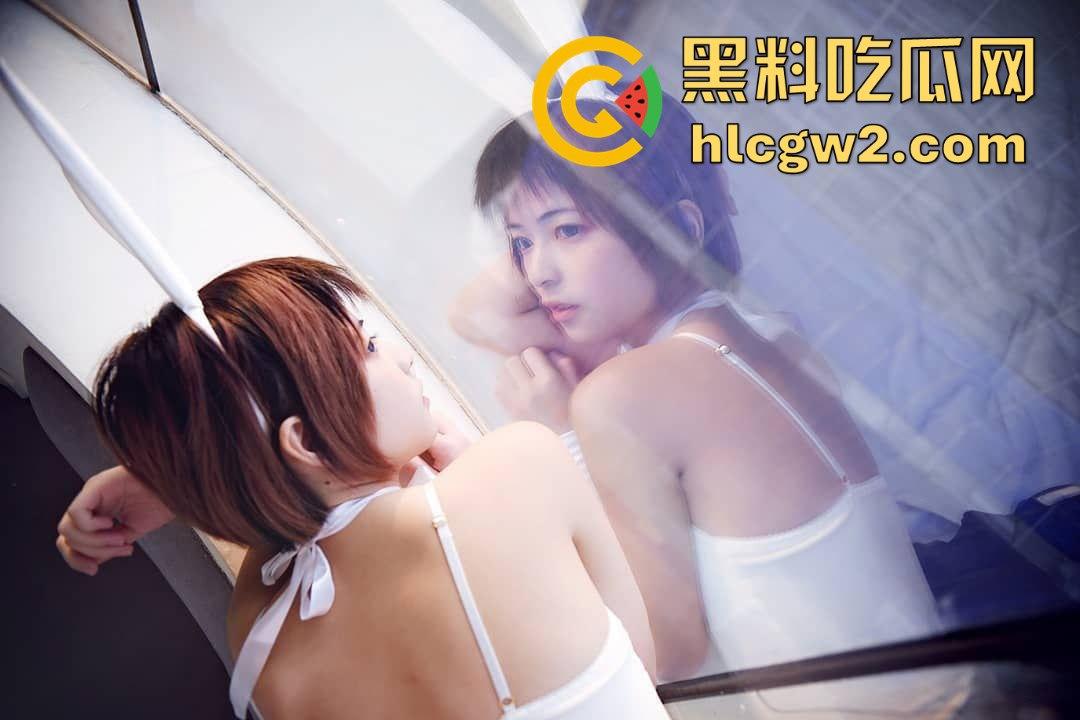 清纯嫩模【小黑喵】惨遭前男友曝光！性爱影片流出，反差太大看得人欲火焚身！-3