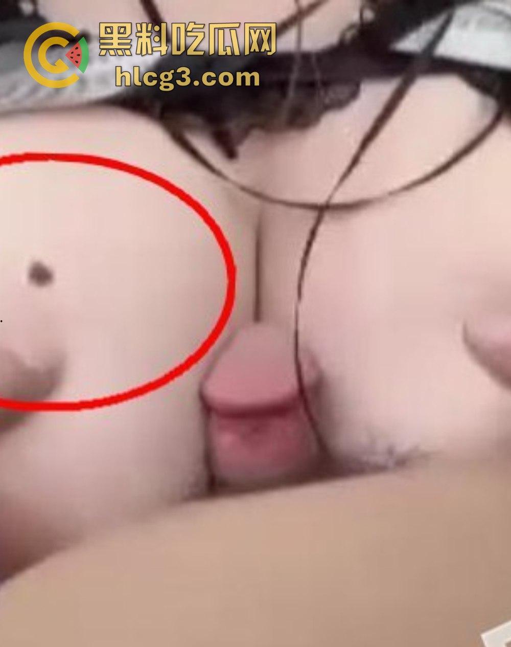 抖音巨乳网红『多肉大白兔』天台露出口交乳交视频!极致性爱场面火爆全网!-8