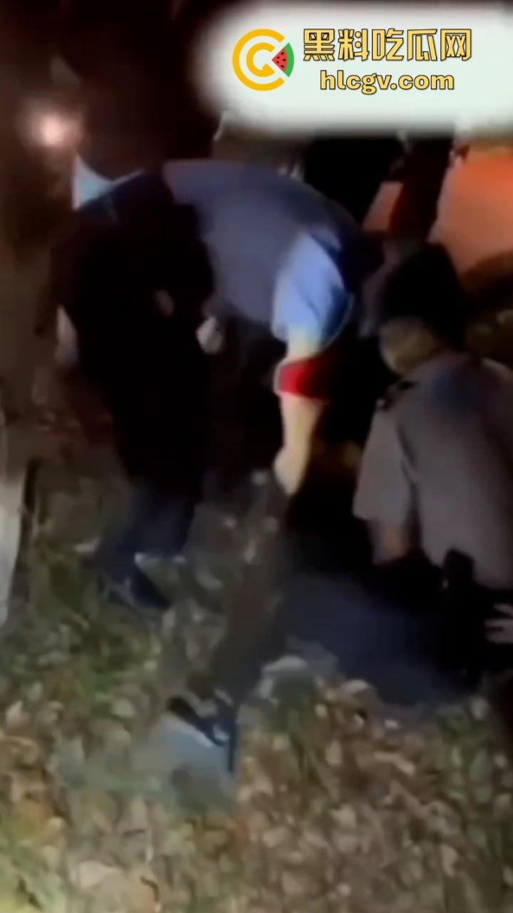 江苏醉酒老流氓起色心 猥亵夜跑女生发酒疯 女生:害怕极了!-2