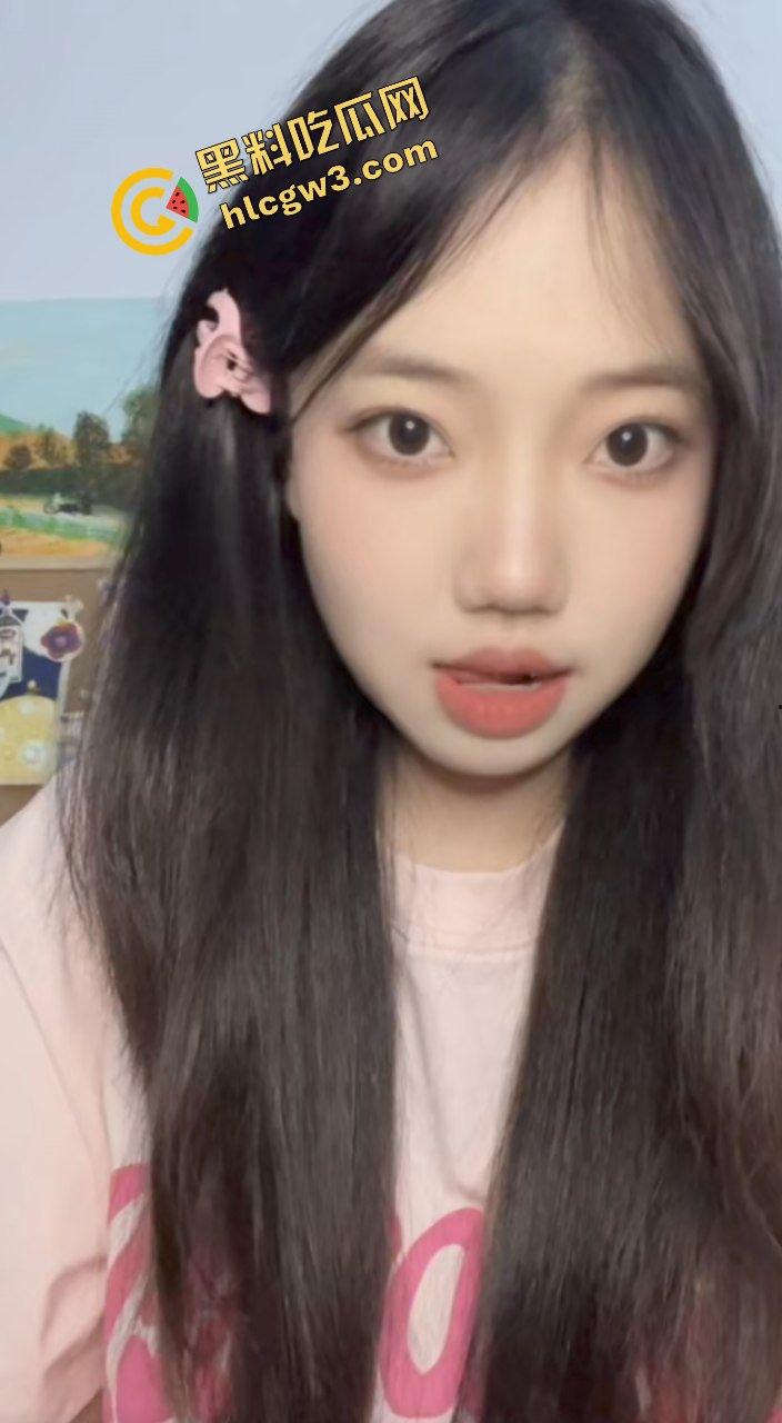 泉州职业技术大学反差婊骚鸡『黄巧玲』毕业投简历给大哥 闭眼吸蛋全裸暴力后入嫩体！独家曝光！-6