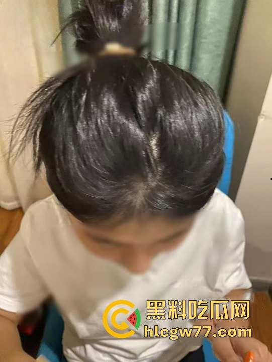 海角社区 和亲侄女的真实叙事 第三视角拍摄 用最爱的姿势来操最爱的侄女-5