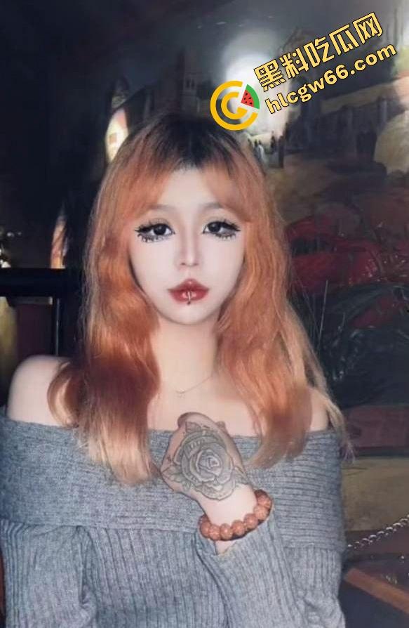 营销女不营销酒只营销逼 南京space【边晨】掰穴爆操卖片 露脸纹身全曝光 骚得比跳蛋还主动!-6