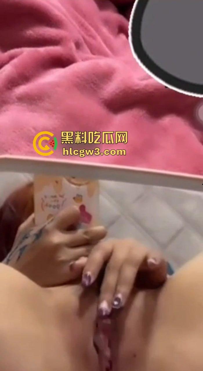 抖音主播【奈奈御子】被爆卖原味内裤和滋味视频 销号后换皮继续搞 背地里居然做这种事!-8