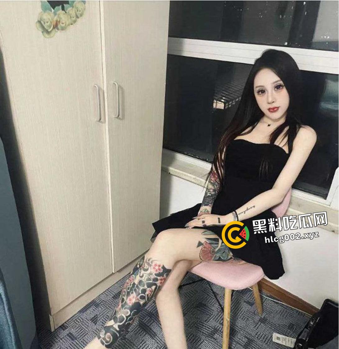 快手网红【夏芯琦】厕所门!毒龙钻大哥后门 被金主无套中出 纹身小太妹就是有感觉-6