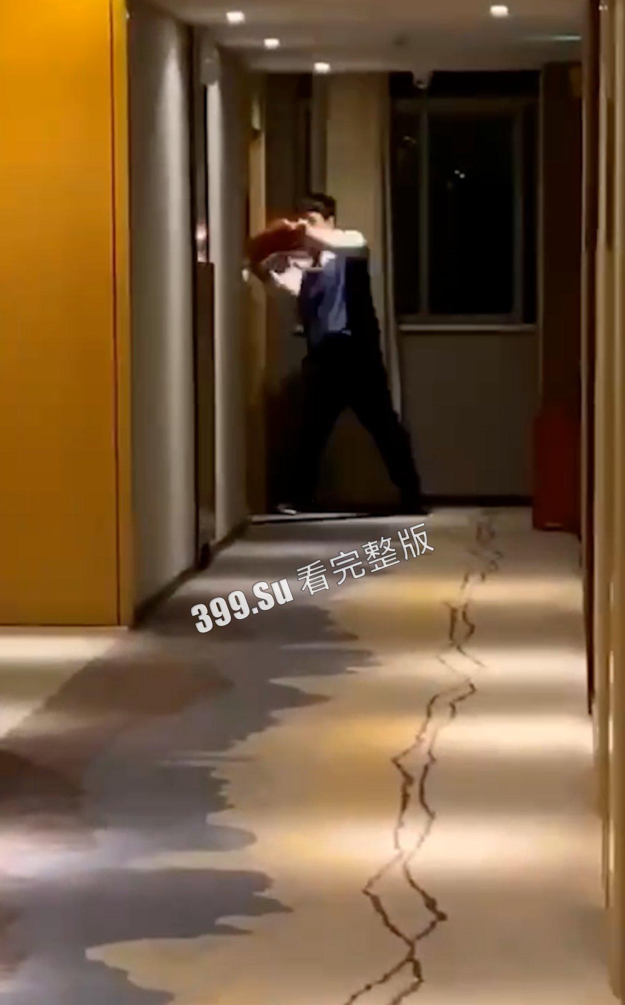 捉奸合集  原来真的能在床底下发现老王（三）-3