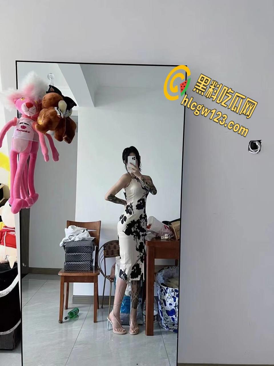 高颜值女大学生【陈思琪】,淫纹黑丝诱惑,粉嫩骚穴菊花被舔爆,轮番后入内射尖叫!-3