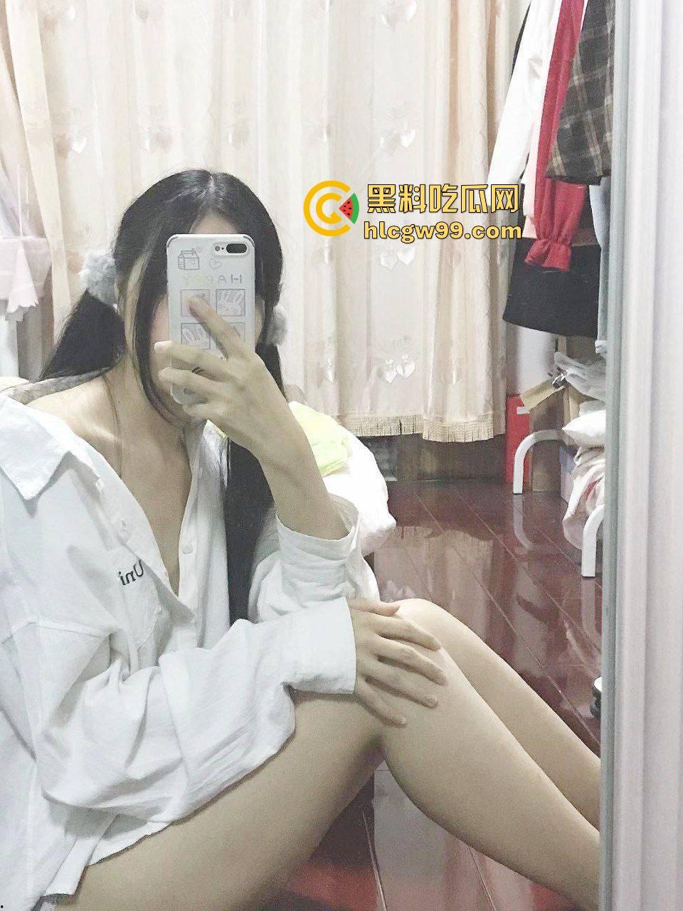 重庆巨乳小母狗『王晓希』独家视频曝光,跪地揉奶跳骚舞,脸穴同框疯狂自慰求主人大鸡巴!-4