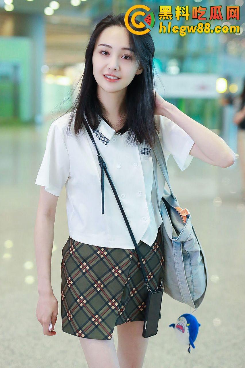 郑爽新瓜炸裂!AKA直播爆料她给亲爹当小三操上床,美国怀孕逼破裂,黑白追债卖房卖逼,国民闺女变烂婊!-23