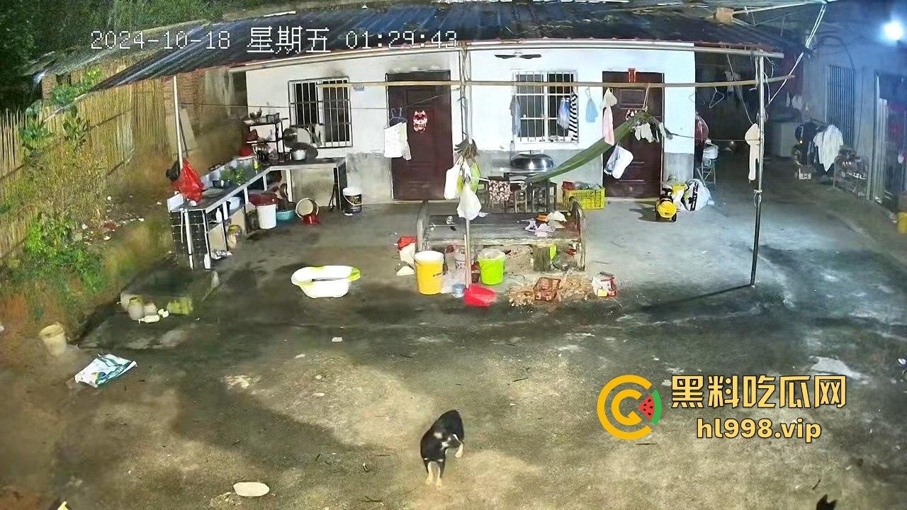 广西灵山凌晨一场大动静！五发导弹震穿黑夜，满天飞机飞来飞去！-3