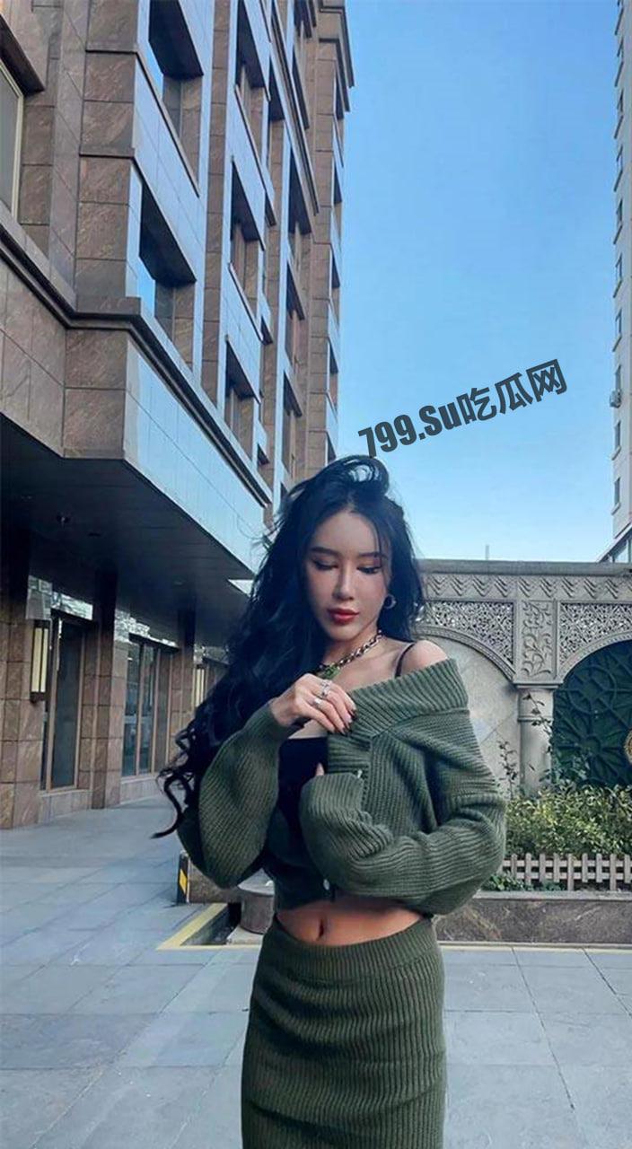 抖音 网红模特 孟晓艺 为接新广告被老板潜规则!潜规则视频流出!-7