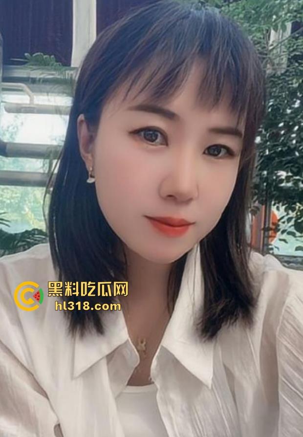 海角乱伦,把大嫂开发的越来越骚了,时刻都都逼痒,家人刚走就发情色诱勾引,真是饥渴!-2