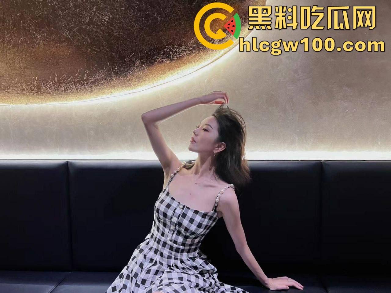 成都师范大学大三御姐【余碗琪】约炮视频曝光，高冷蕾丝御姐惨遭后入开苞内射娇喘连连。-1